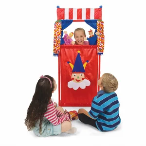 סטנד תיאטרון בובות עם 6 בובות יד סטנד תיאטרון בובות עם 6 בובות יד