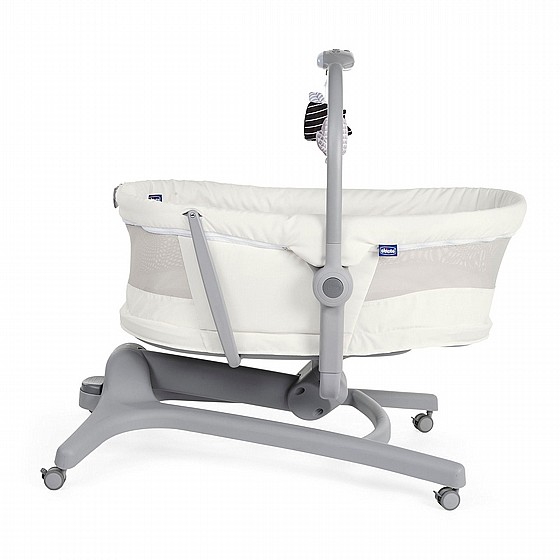 ����� ����� ��� 4 �-1 ���� � Baby Hug 4 In 1 Air ���� Chicco