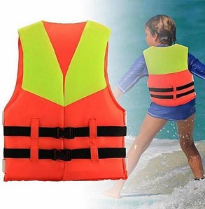 אפודת הצלה וסט לבריכה ולים -מידה M אפודת הצלה וסט לבריכה ולים -מידה M