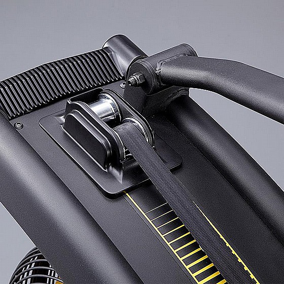 ����� ����� ������ � ROWING MACHINE