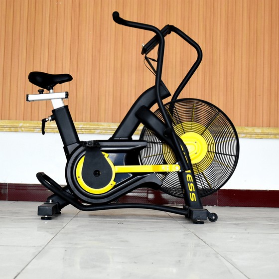 ����� ����� �������� � AIR BIKE