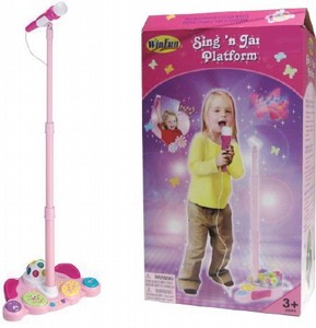 עמדת מיקרופון כוכב נולד אורקולי בנות עמדת מיקרופון כוכב נולד אורקולי בנות