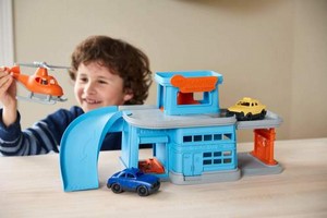 ���� �� ����� GREEN TOYS-MADE IN USA